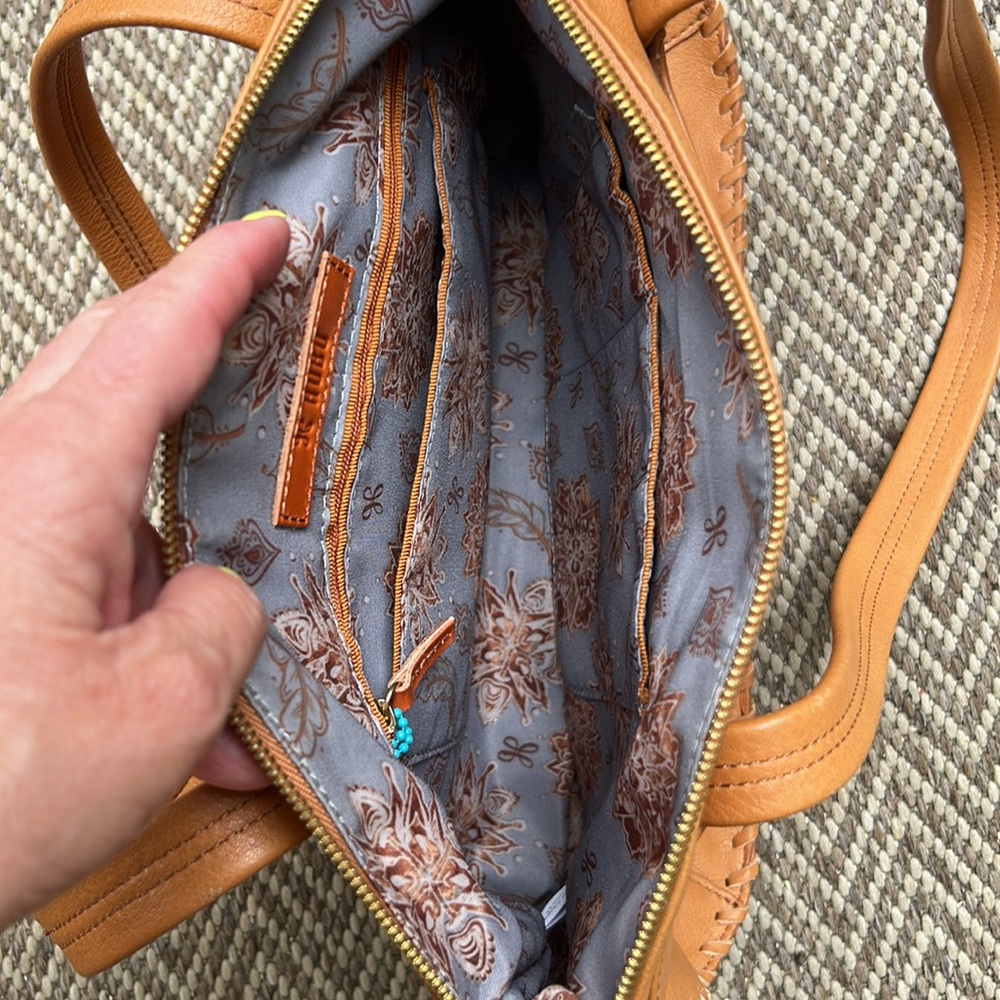HOBO Tan Leather Shoulder Bag with Whipstitch Trim - Picture 5 of 9